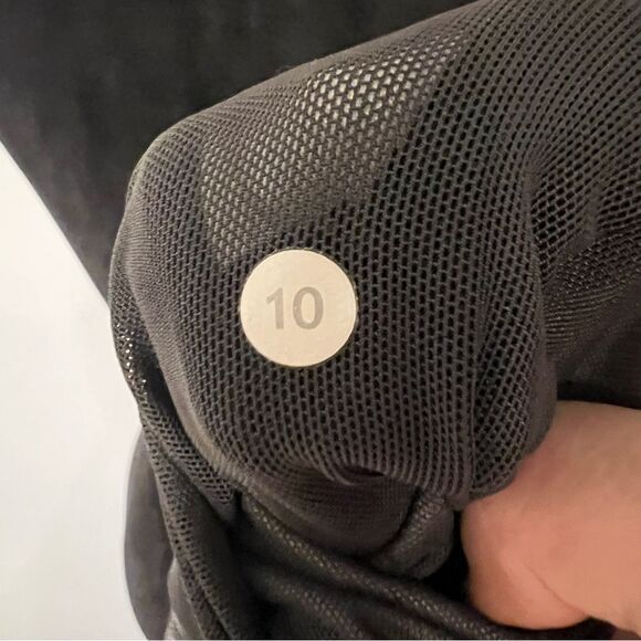 Lululemon Daily Practice Rio Mist Gray Black Zip Up Jacket - Womens size 10 - Picture 6 of 16